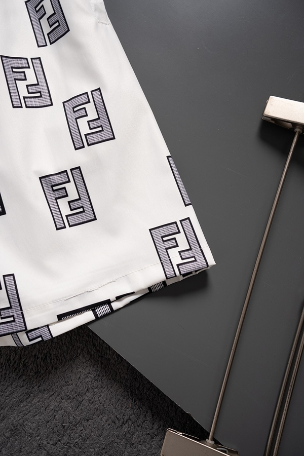 ブランドハーフパンツ素材ディテール